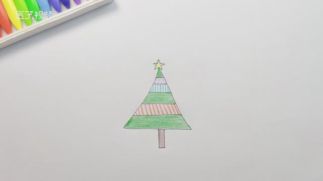 卡通圣诞树简笔画的画法