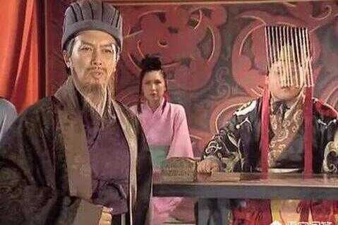 诸葛亮在刘备死后辅佐刘禅多少年(刘备死后刘禅问了诸葛亮一句话)