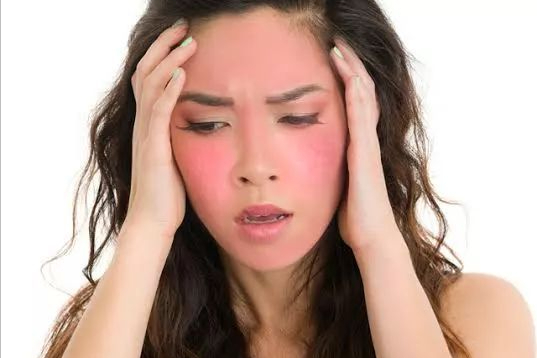 喝酒脸红还是脸白的容易醉（喝酒脸红和脸白哪个更能喝一点）(图4)