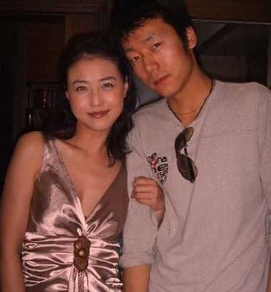 周海媚与男友