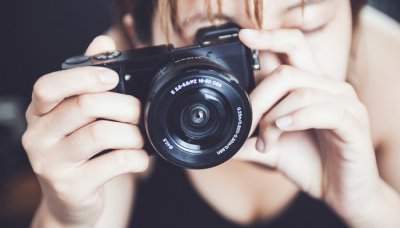 ​明月松间照打摄影名词