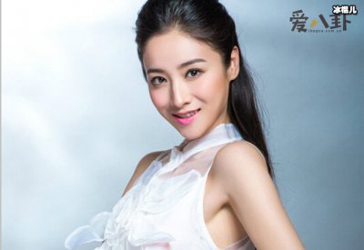 ​何珺个人经历被曝光，曾经和张艺谋互撕是真的吗？
