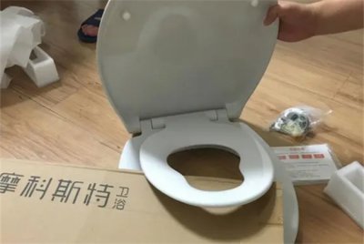 ​马桶盖是通用的吗