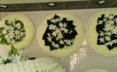 ​殡葬第一村：500多家店关了三分之一 受何种因素的冲击？