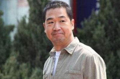 ​胡敬，胡军老婆个人资料简介(胡兵是胡军的谁)