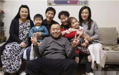 ​潘阳为什么离了婚，潘长江军衔(潘长江潘阳老公)