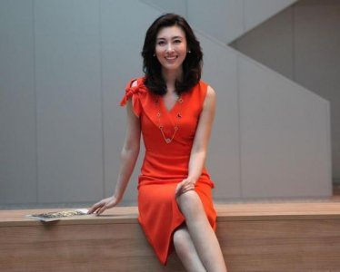 ​央视主持人李红老公，央视李红丈夫(央视新闻主持人李红的老公是谁)