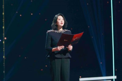 ​宗馥莉接棒娃哈哈，宗庆后对女儿的表现满意吗？