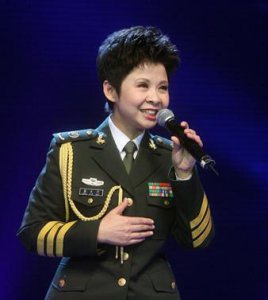 ​董文华个人资料，李谷一真实年龄