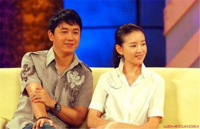 ​董洁老公，张馨予何捷结婚(何洁张馨予结婚婚礼)