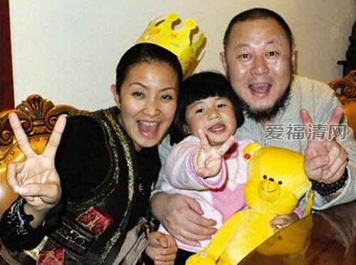 火风现任老婆姜华照片(火风现任老婆姜华年龄资料照片)