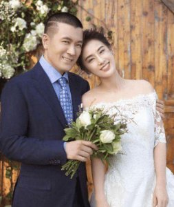 ​黄圣依的老公，杨子有4个老婆(黄圣依和杨子前妻)
