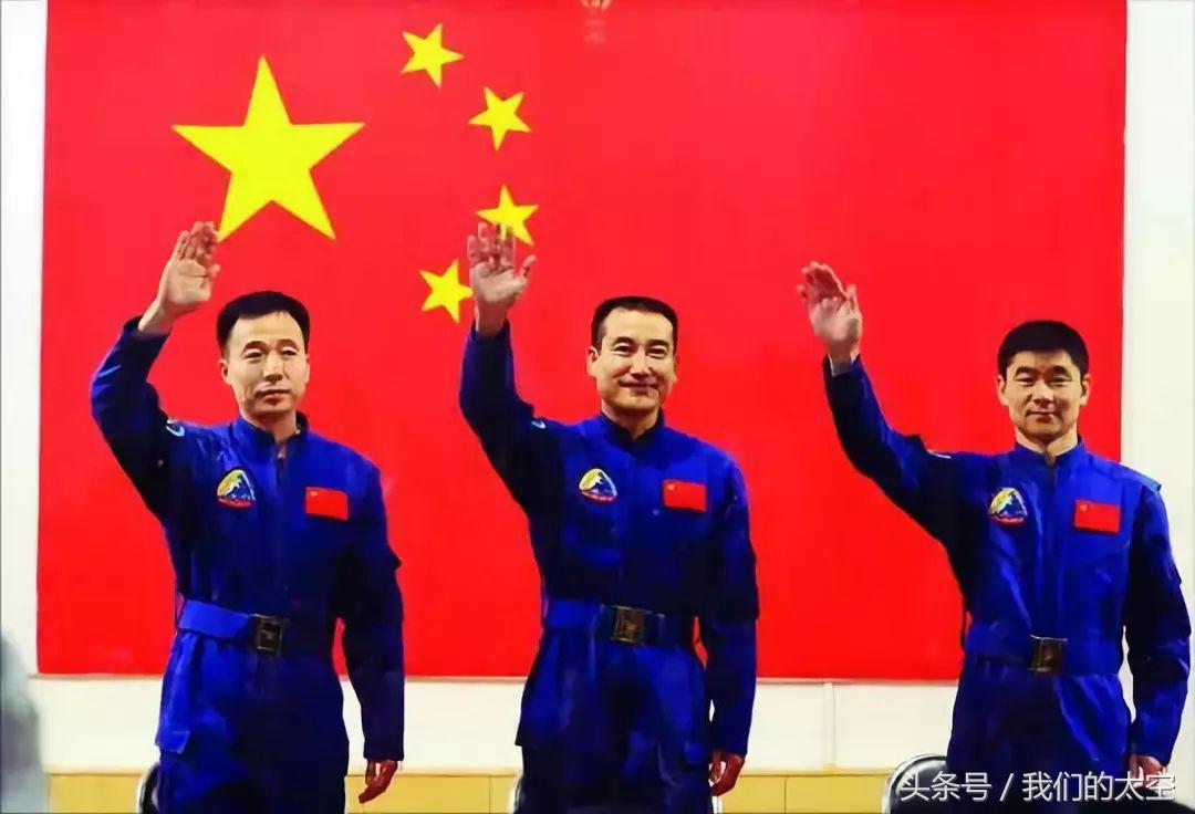 神七航天员是谁（68小时27分：神七飞天全记）