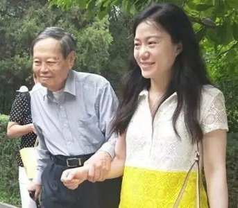 ​杨振宁和翁帆的真相，杨振宁(翁帆与杨振宁老婆)
