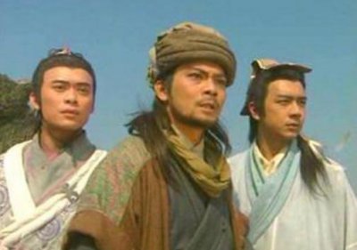 ​扫地僧的真实身份是什么？扫地僧被萧峰打的(扫地僧打的过萧峰吗)