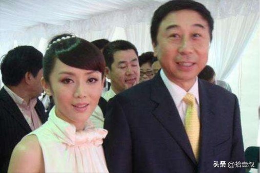 冯巩的老婆是干什么的，冯巩的老婆是谁