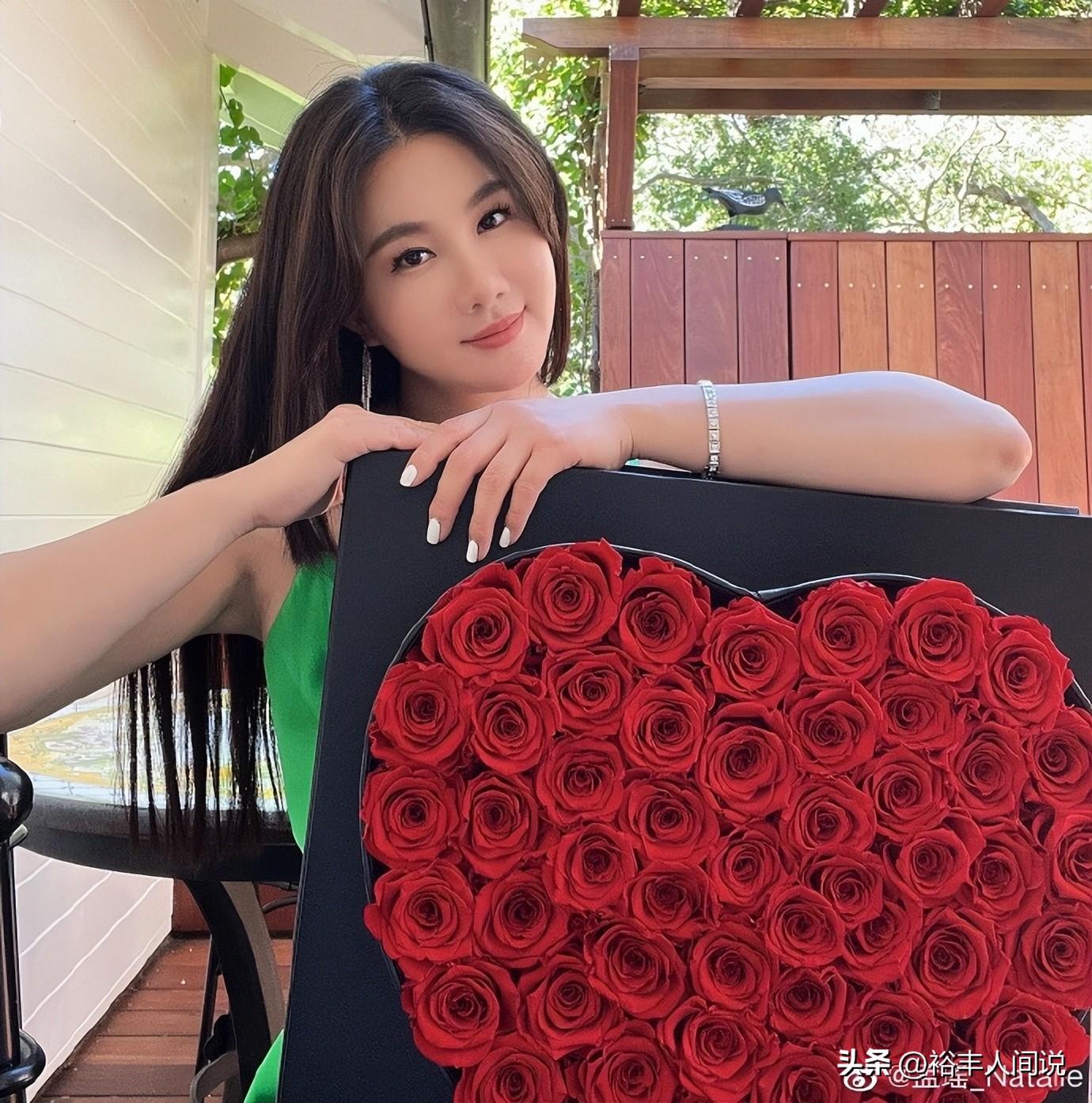 晶女郎孟瑶产下二胎（编剧孟瑶老公介绍）