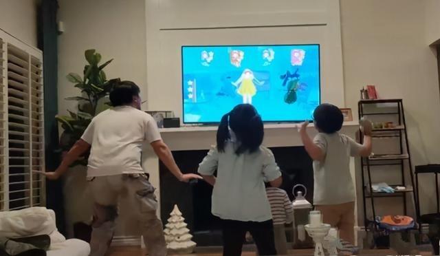 释小龙何洁什么关系（揭秘何洁释小龙分手原因）