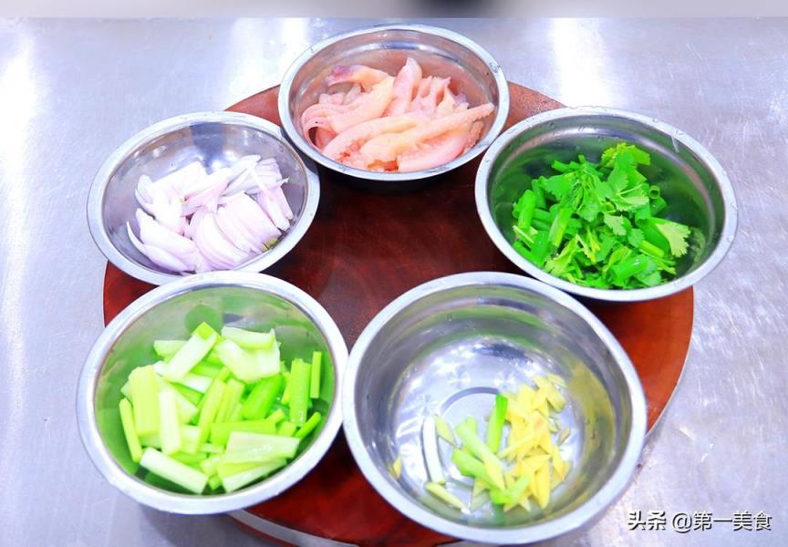 高端有品位的微信头像(66张高端大气头像图片大全)