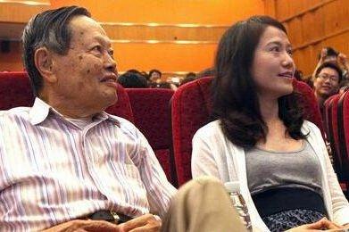 翁帆和杨振宁为什么不要孩子（揭秘杨振宁翁帆没有生育的原因）