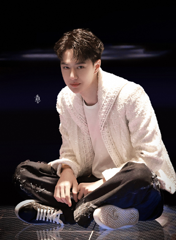 内娱男明星颜值top（中国颜值最高十大男星）