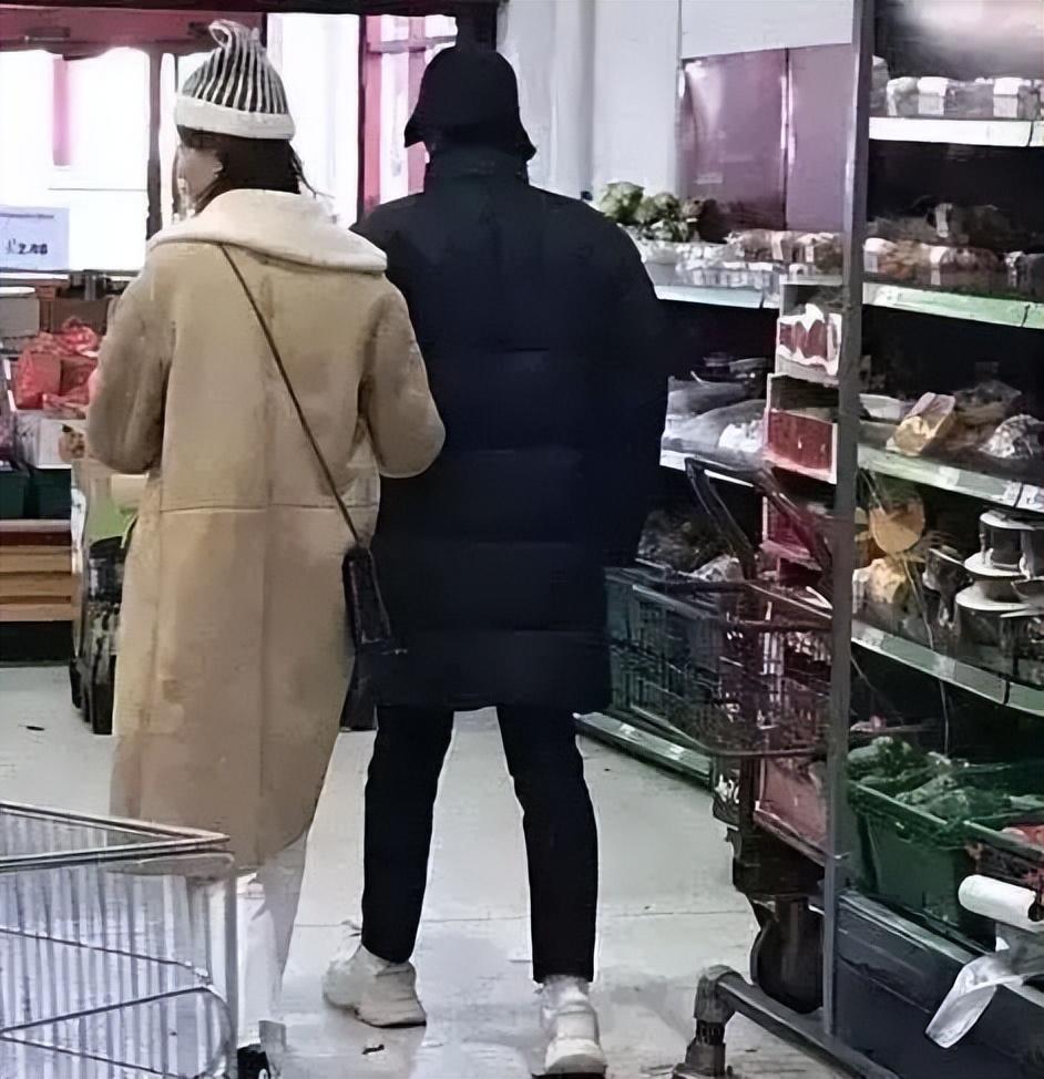 杨洋乔欣到底真的假的（明星杨洋和乔欣秒分手原因）