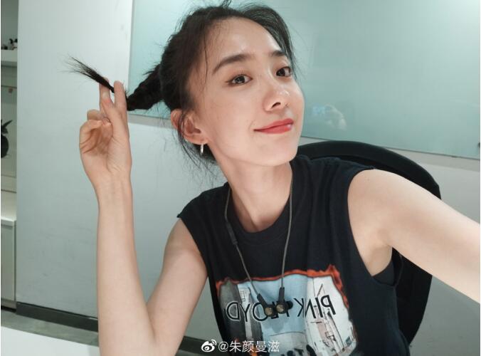 魏佳庆老公是谁是干什么的,她为什么不火本文共（1085字）