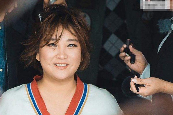 贾玲部分材料简介 大龄剩女老公终归是谁