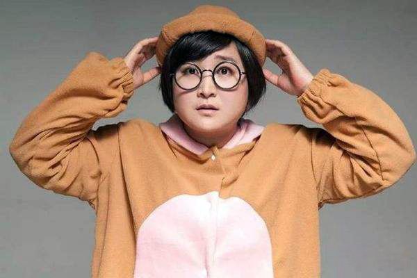贾玲部分材料简介 大龄剩女老公终归是谁