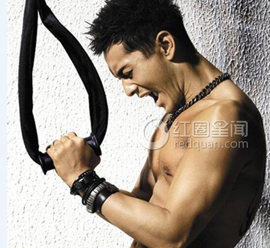 明星有哪些是肌肉男 周杰伦的腹肌怎么练的