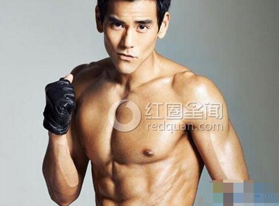 明星有哪些是肌肉男 周杰伦的腹肌怎么练的