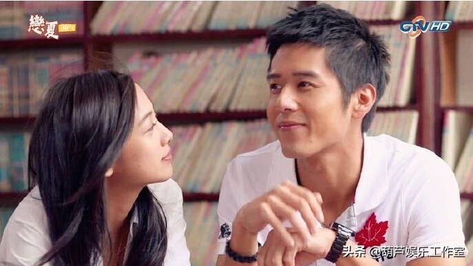 吴映洁胡宇崴交往照 