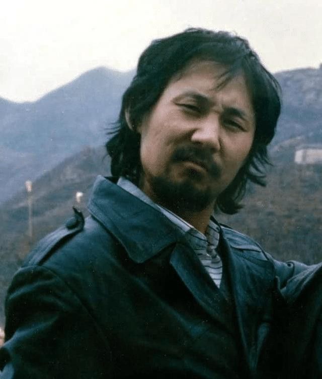 腾格尔个人资料写真作品