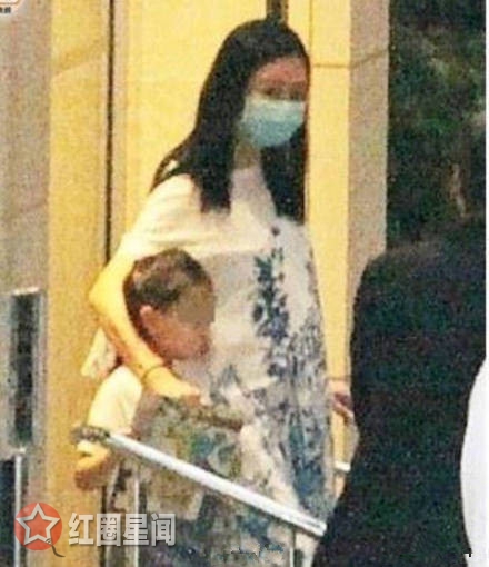 刘德华根本不爱朱丽倩真的吗 朱丽倩52高龄疑冒险怀二胎