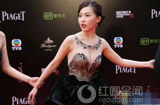王子涵拍过哪个电影 王子涵高清泳装图片