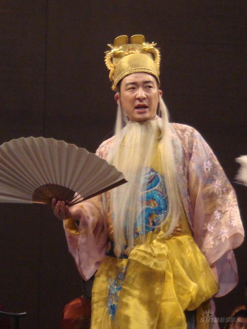 郝平个人资料写真作品