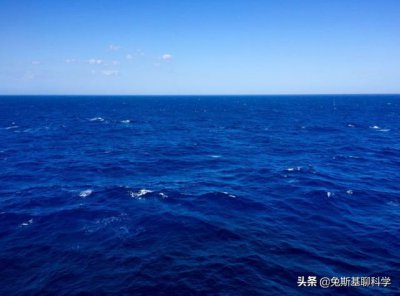 ​为什么海水中有大量的氯化钠（利用海水可以获得很多物质）
