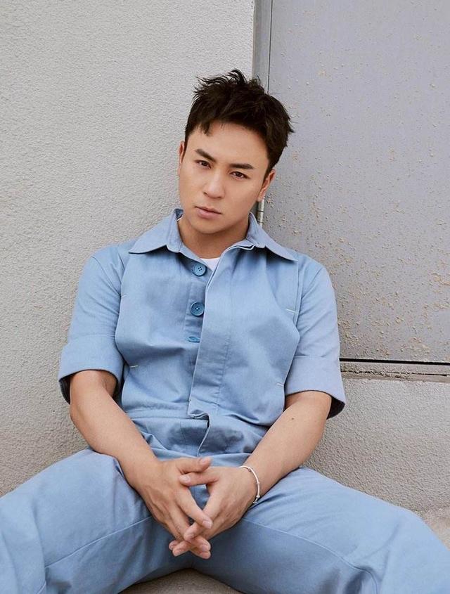 释小龙个人资料简介和身高（32岁释小龙近况曝光）(2)