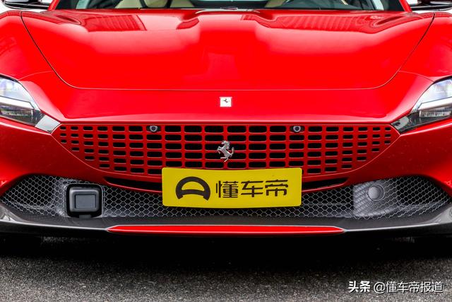 法拉利跑车四座红色新款（238万起售的法拉利GT跑车）(4)