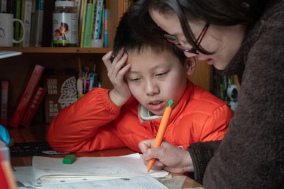 ​家庭教育促进法父母参与（谁来教父母成为合格父母）