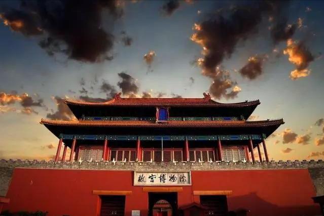 关于故宫介绍（以纪录片故宫为代表）(8)