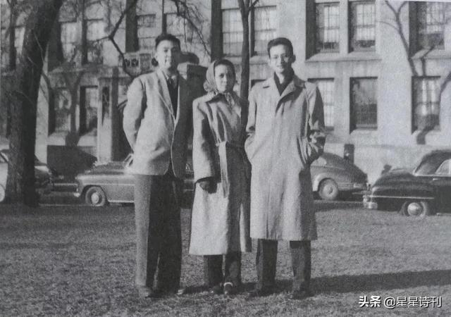 关于诗人穆旦的介绍（星星诗刊如何理解）(4)