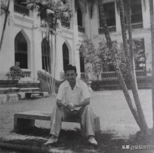 ​关于诗人穆旦的介绍（星星诗刊如何理解）