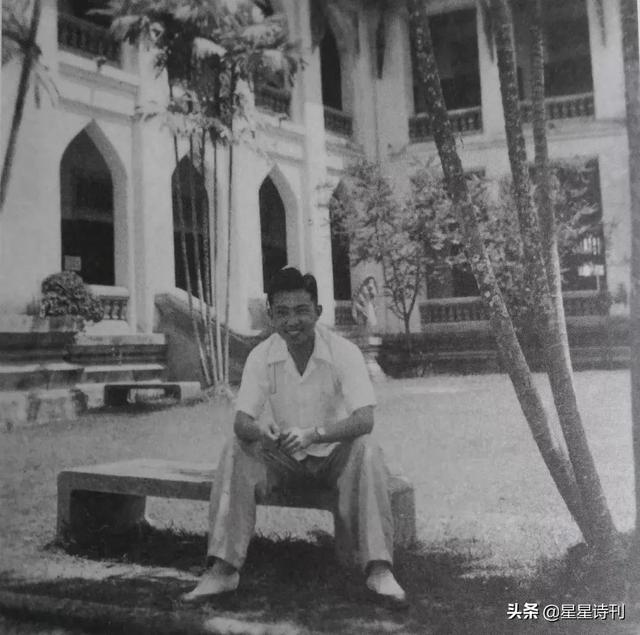 关于诗人穆旦的介绍（星星诗刊如何理解）(1)