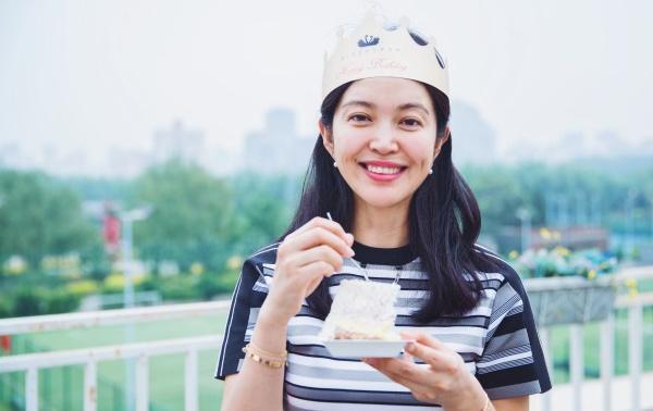 李冰冰走红毯的（她是李冰冰的坚强后盾）(7)