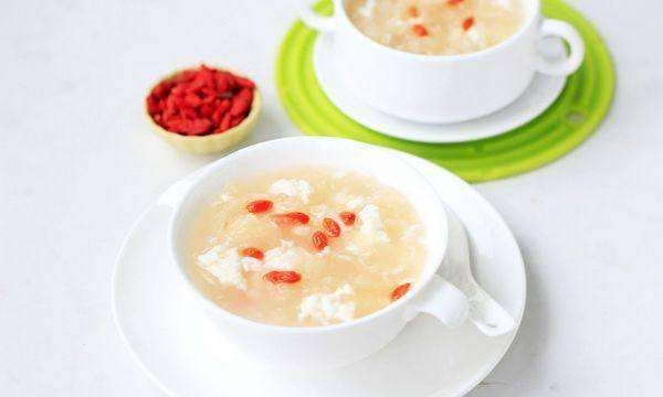银耳正确泡发方法,银耳快速泡发方法图1
