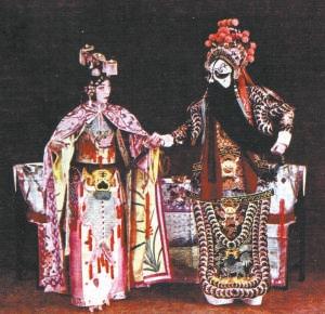 京剧常用指法旦角（京剧名角台上如何度炎夏）(2)