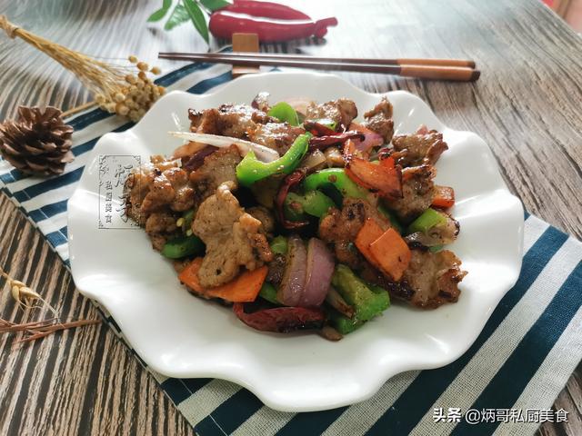 牛肉怎样烧又嫩又好吃窍门（饭店牛肉又嫩又滑特好吃）(3)