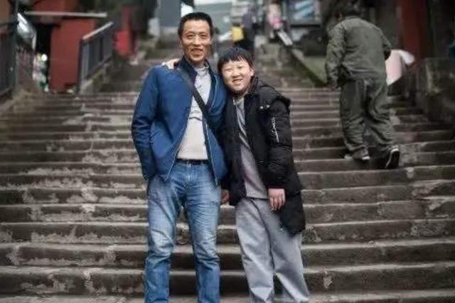 棒棒父子近况（还记得10年前的棒棒父子）(3)