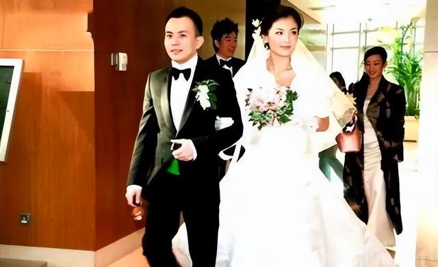 刘涛曾深夜发文称感到无力（刘涛刚否认离婚）(20)